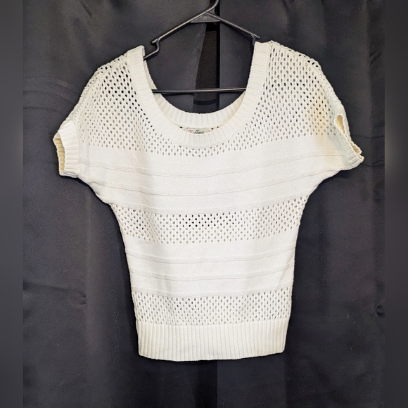 Guess short-sleeved off shoulder sweater - Picture 1 of 3